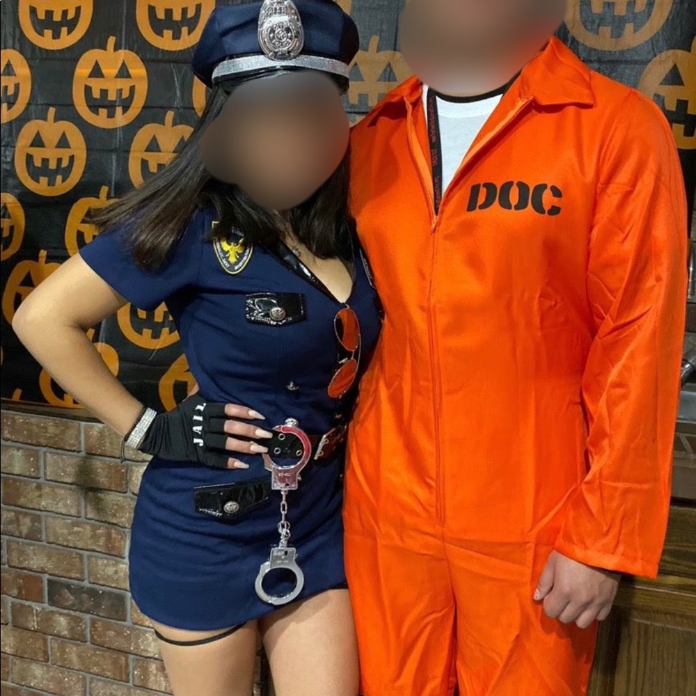 Sexy Police Costume + Accesories - Picture 8 of 8